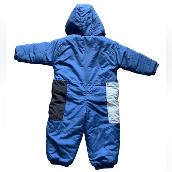 Vintage STARTER Toronto Maple Leafs 24 Month Snowsuit Toddler Size Large - Picture 3 of 5